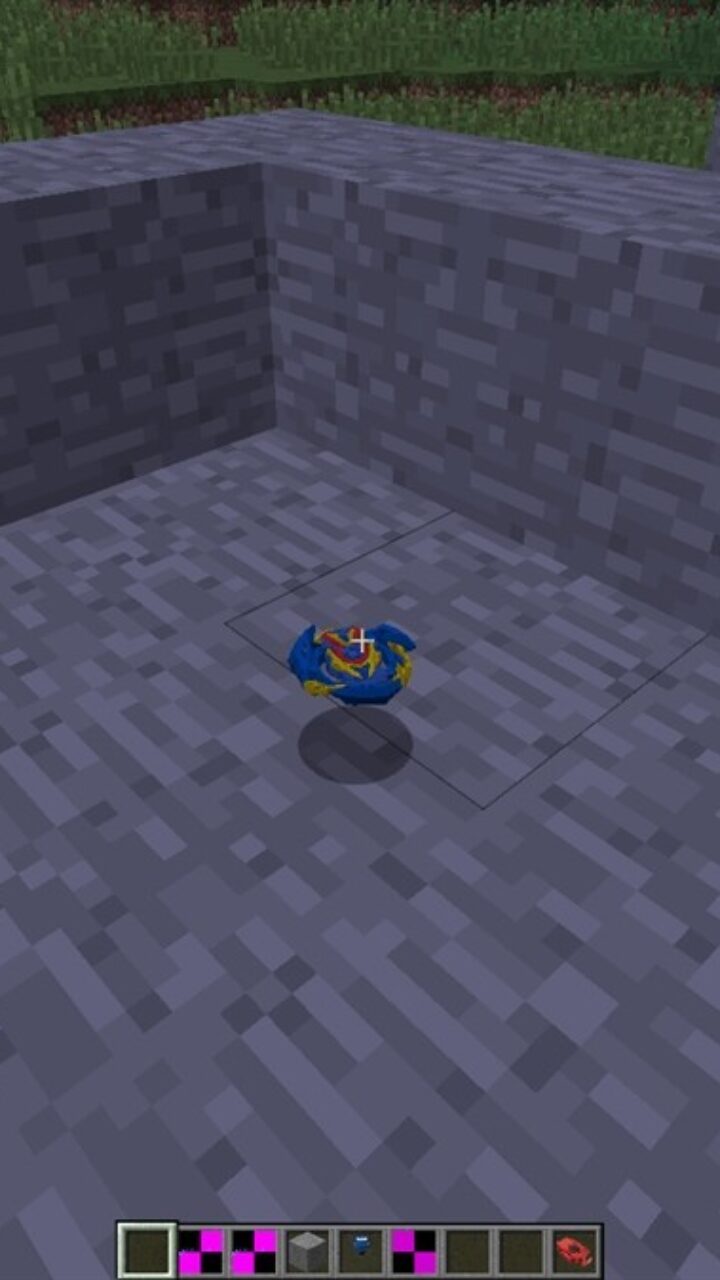 Toys in Beyblade MCPE Mod