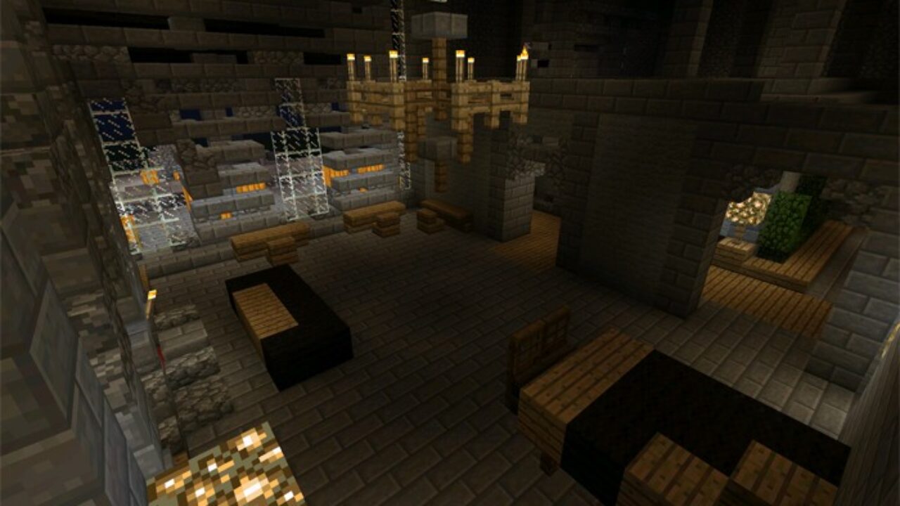 Inside from Castle Map for Minecraft PE