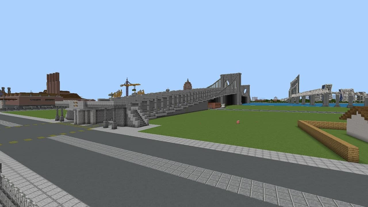 Bridge in New Craft city map in Minecraft PE