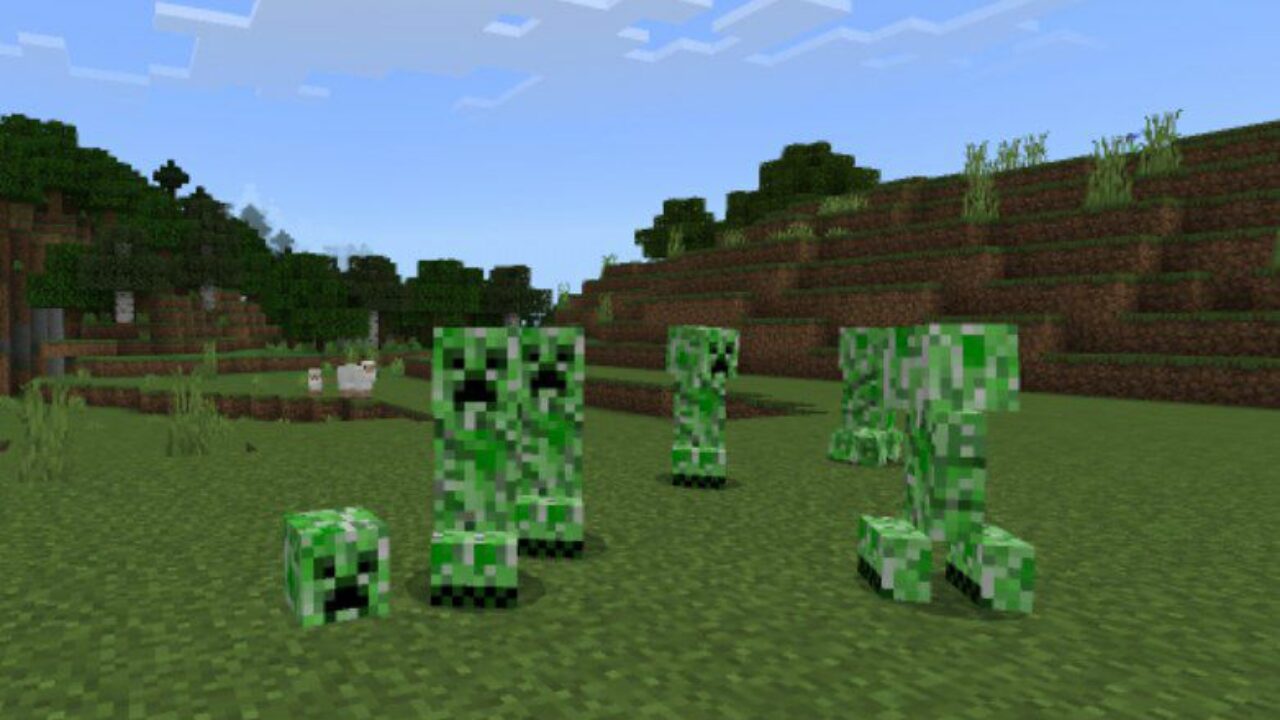 Different Creepers from Creeper Texture Pack for Minecraft PE