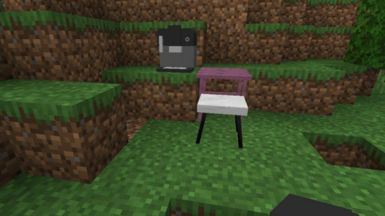 Chair Table from Functional Furniture Mod for Minecraft PE