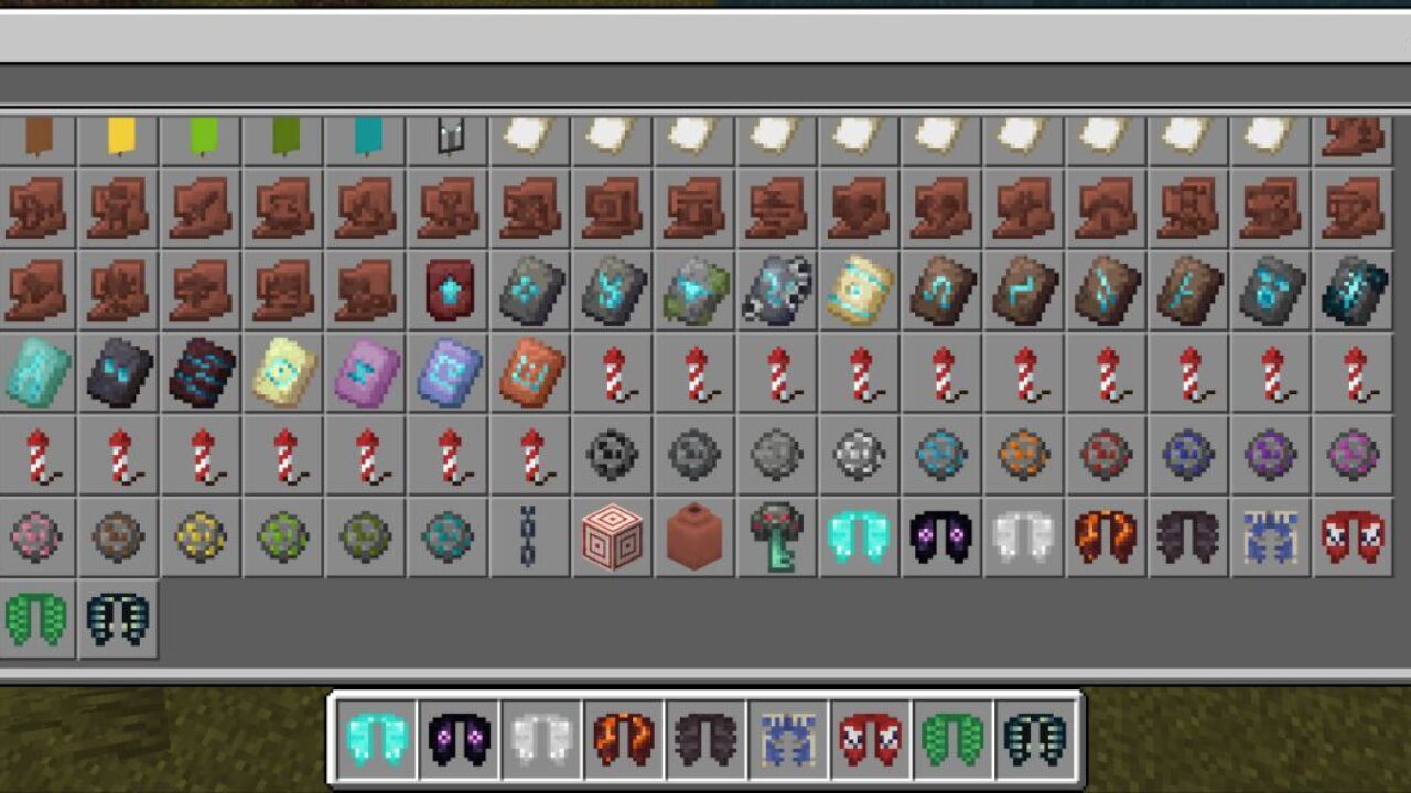 Inventory from More Elytras Mod for Minecraft PE